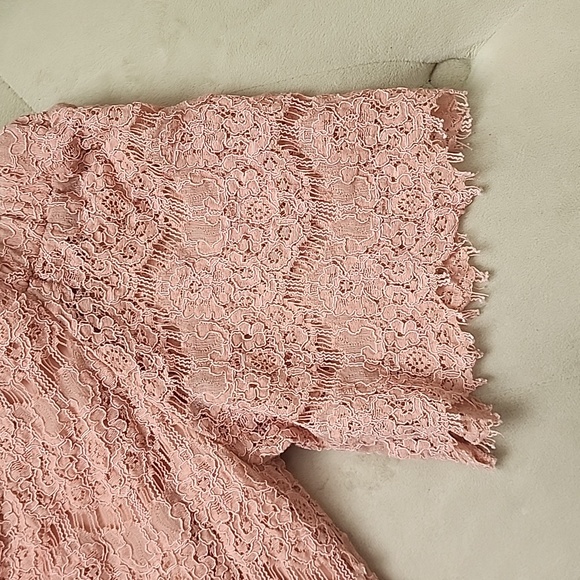 Off shoulder top lace - Picture 5 of 7